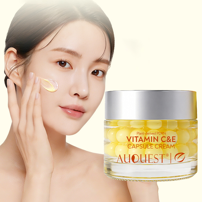 Vitamin C Serum - AUQUEST Crema Viso in Capsule con